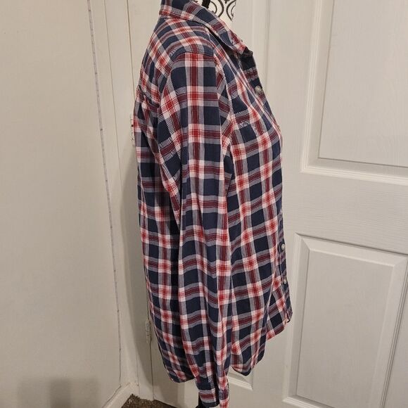 Eddie‎ bauer woman's plaid button up shirt - Picture 2 of 6